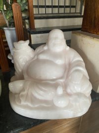 Tượng Phật Di Lặc đá ngọc hồng 23*28cm